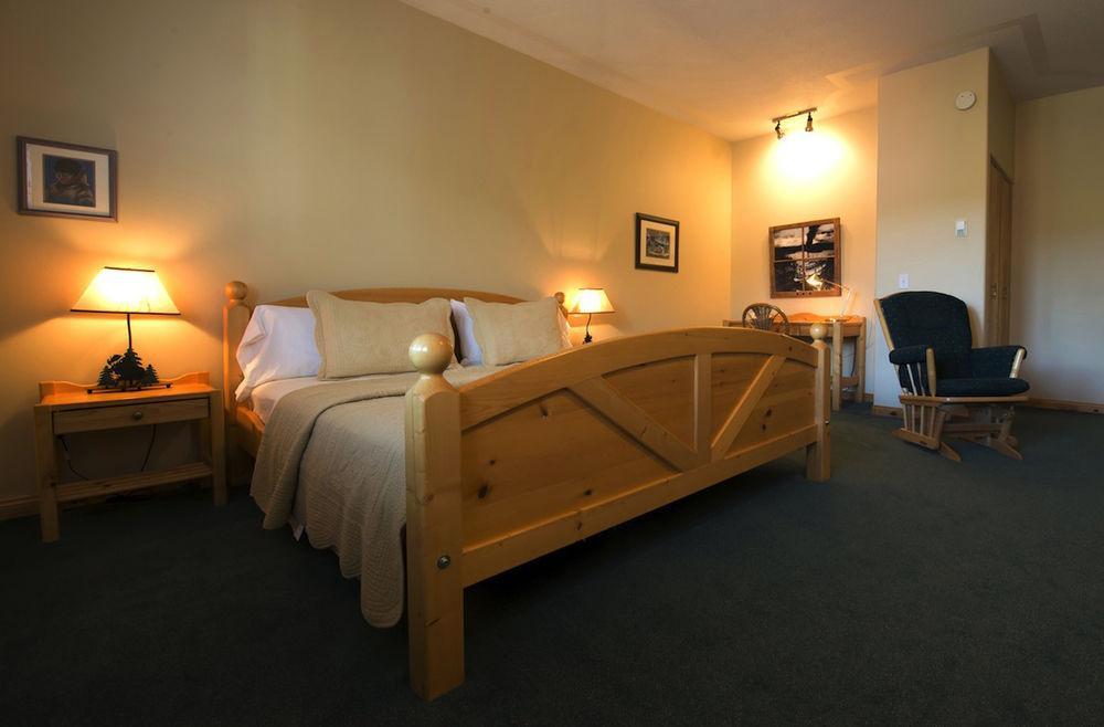 Aurora Inn Dawson City Esterno foto